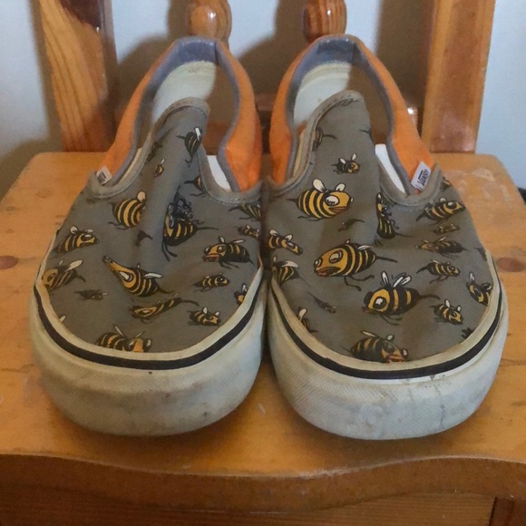 vans bee shoes